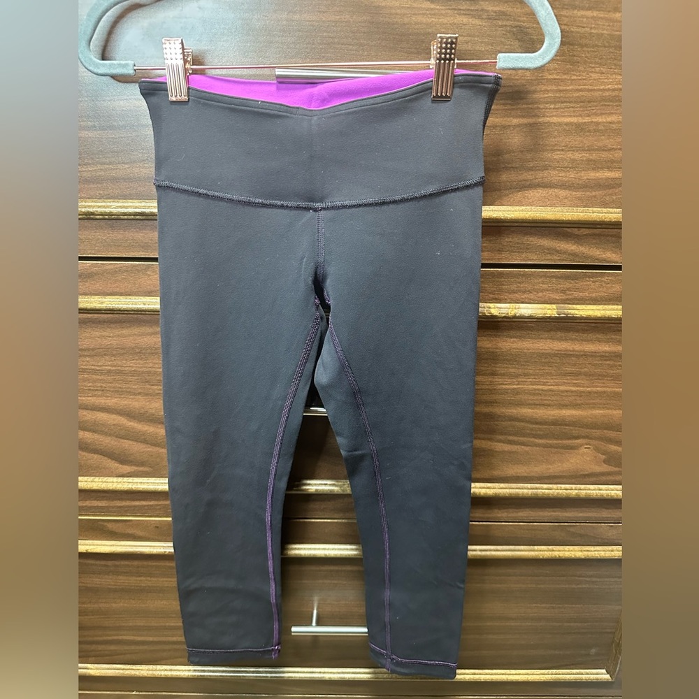Lululemon Wunder Under Crop MR 21.5” III (Reversible) Size 4